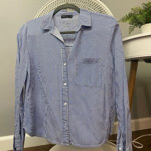 Blue and white thin stripes shirt